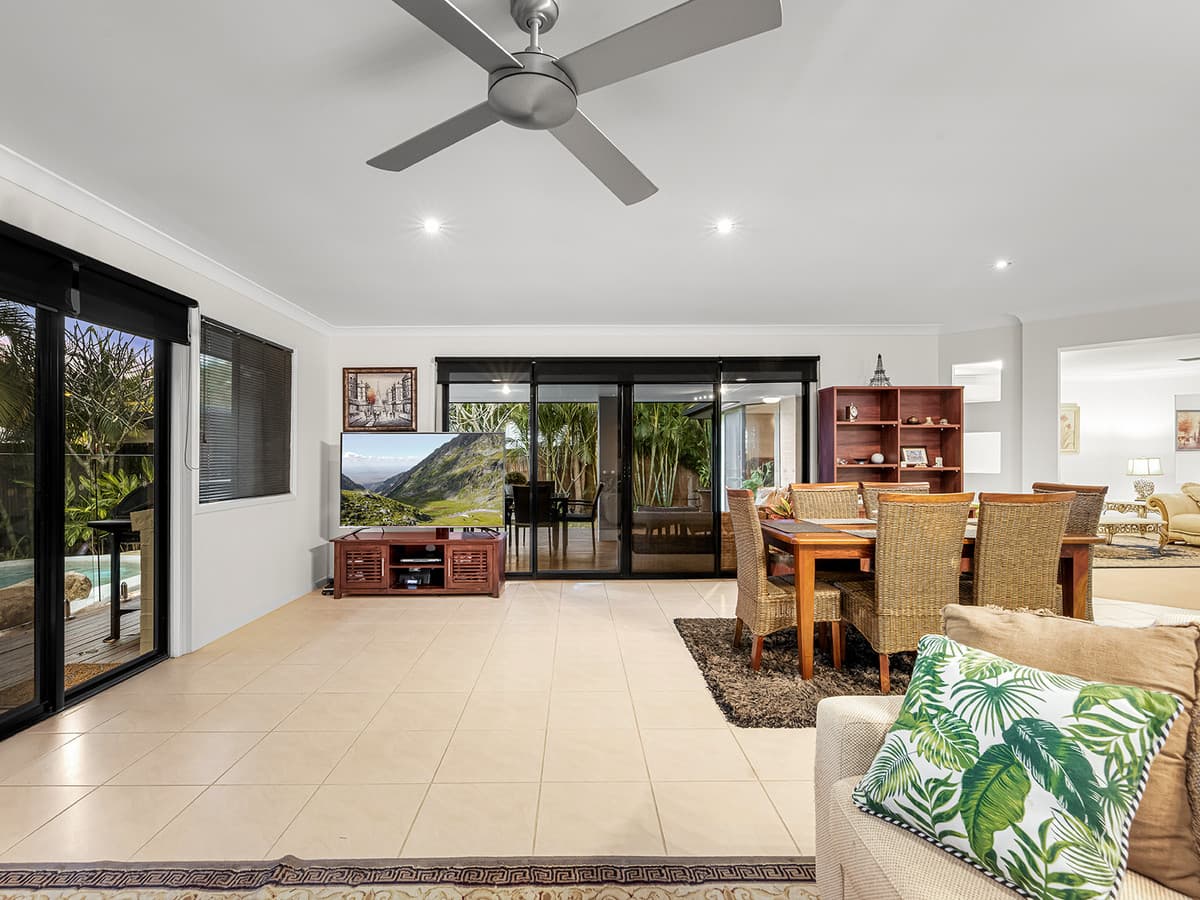 17 Edenbrooke Drive, Sinnamon Park QLD 4073, Sinnamon Park - Thumbnail 7