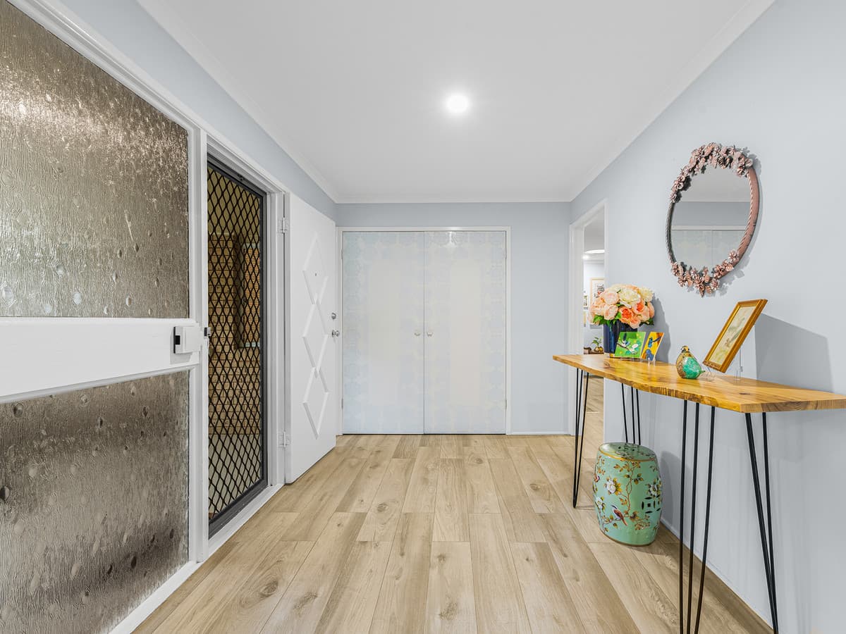19 Marmindie Street, Chapel Hill QLD 4069, Chapel Hill - Thumbnail 2