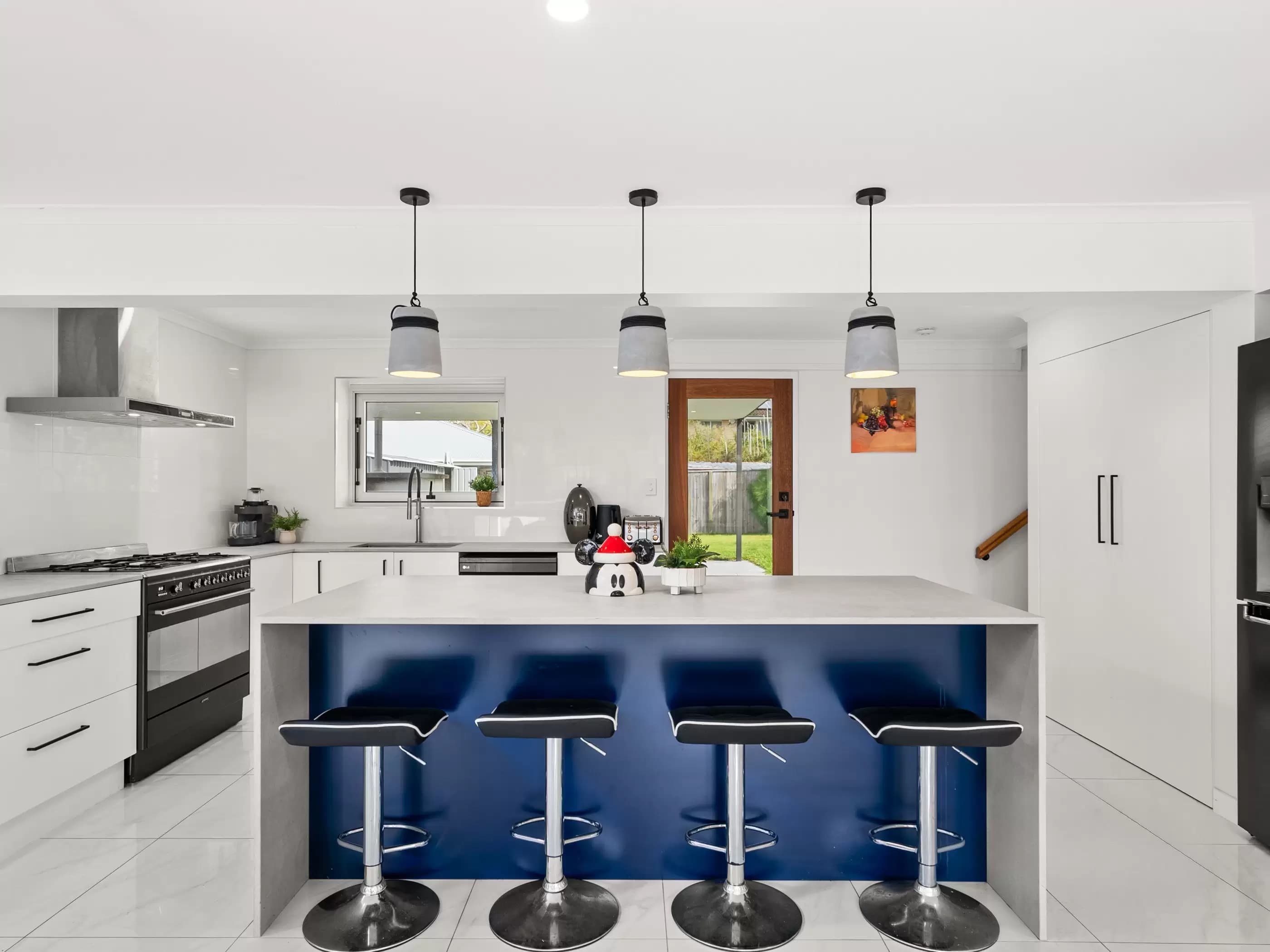 4 Linda Street, Birkdale, Birkdale - Image 1