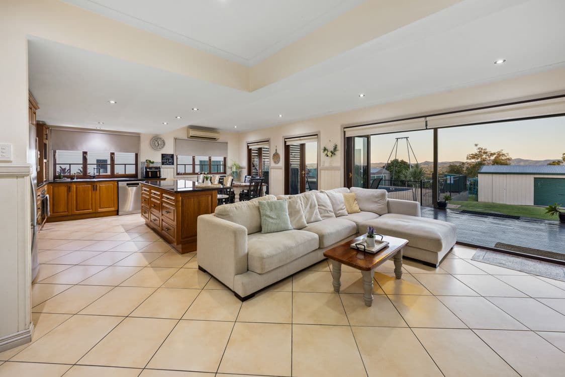 55 Stewart Terrace, GYMPIE, QLD 4570, Gympie - Thumbnail 4