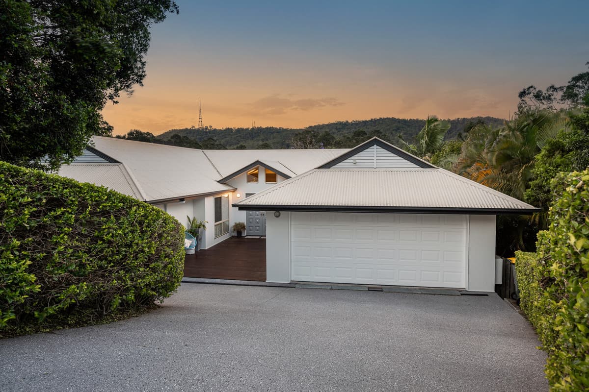 69 Ngeringa Crescent, Chapel Hill QLD 4069, Chapel Hill - Thumbnail 4