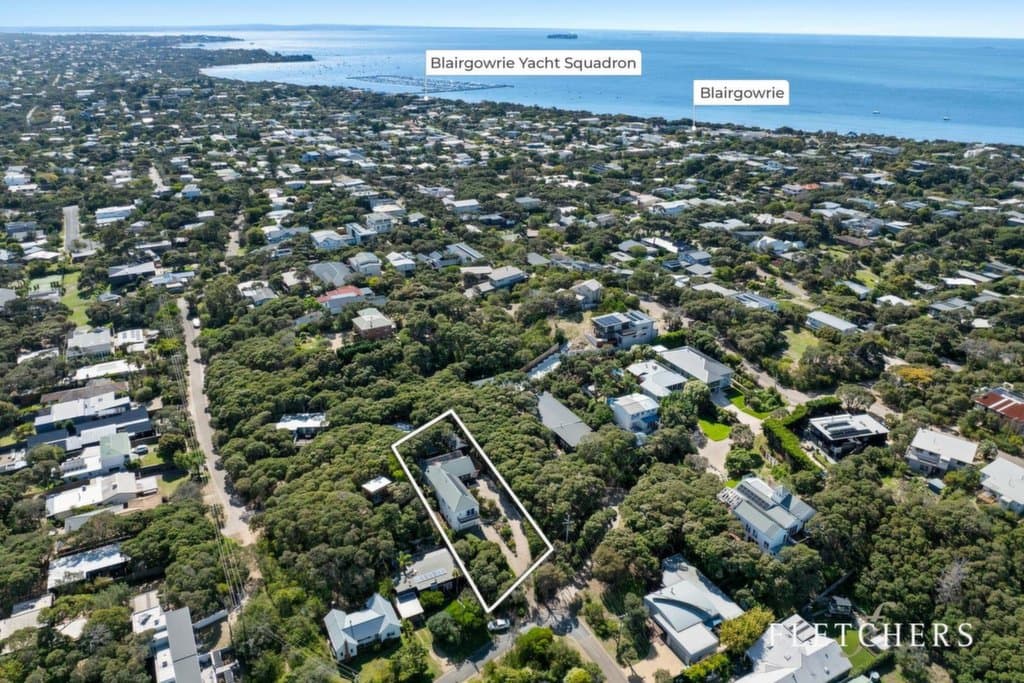 74 William Road, Blairgowrie - Thumbnail 3