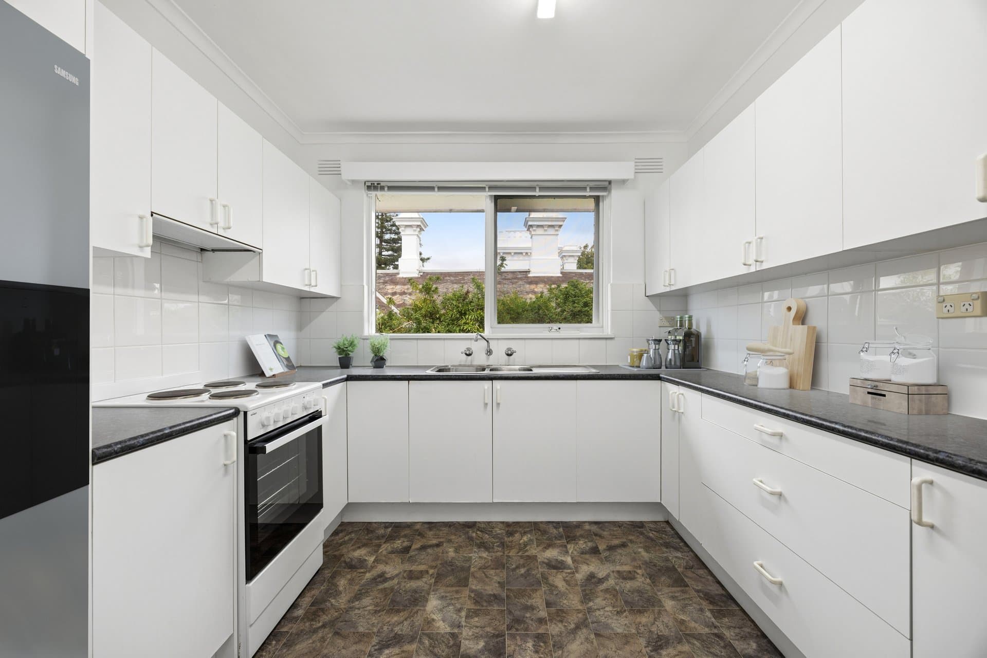 5/31 Alma Road, Camberwell - Thumbnail 4