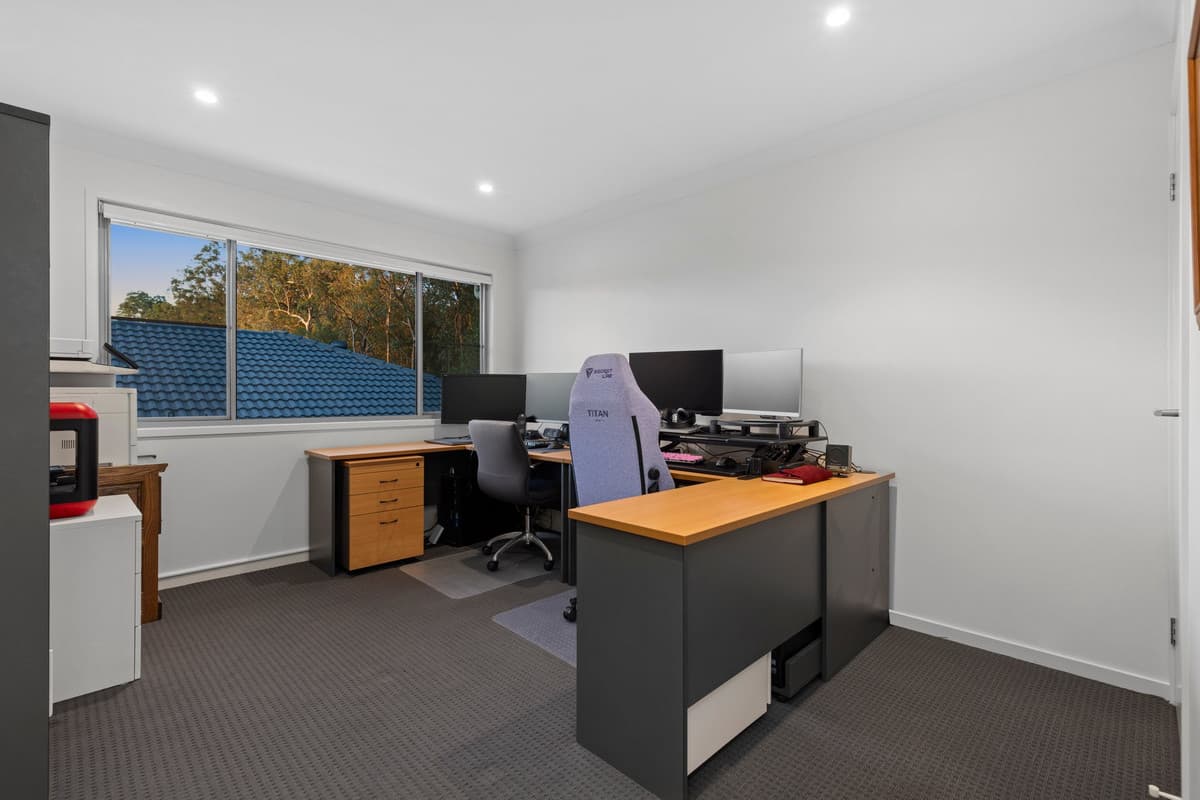 19 Feathertail Place, GUMDALE QLD 4154, Gumdale - Thumbnail 3