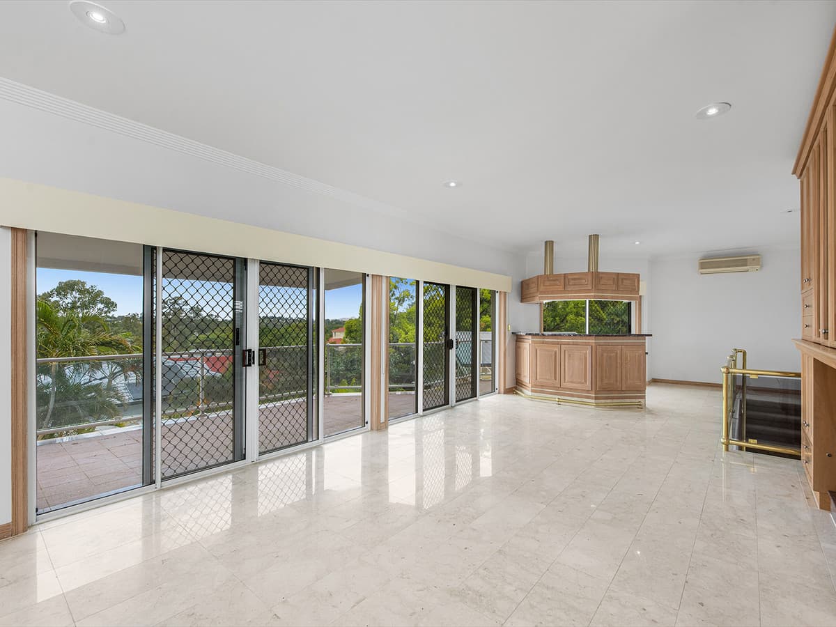 12 Hely Place, Mount Ommaney QLD 4074, Mount Ommaney - Thumbnail 6