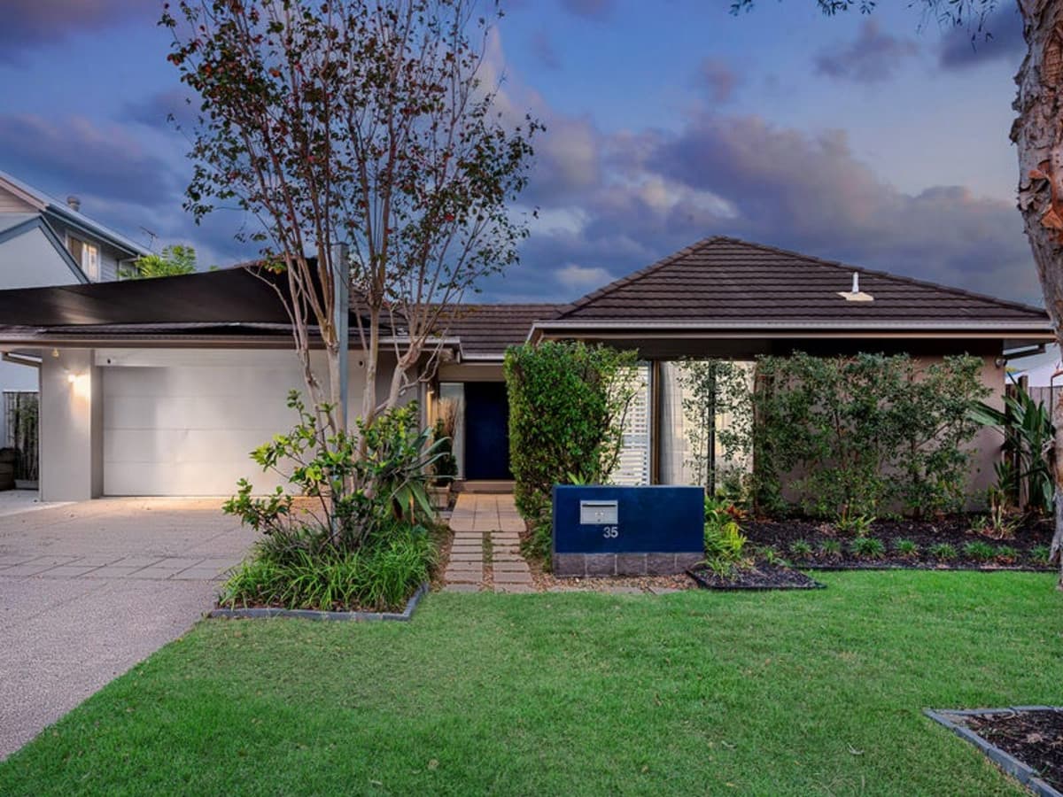 35 Yarra Road, WAKERLEY QLD 4154, Wakerley - Image 1