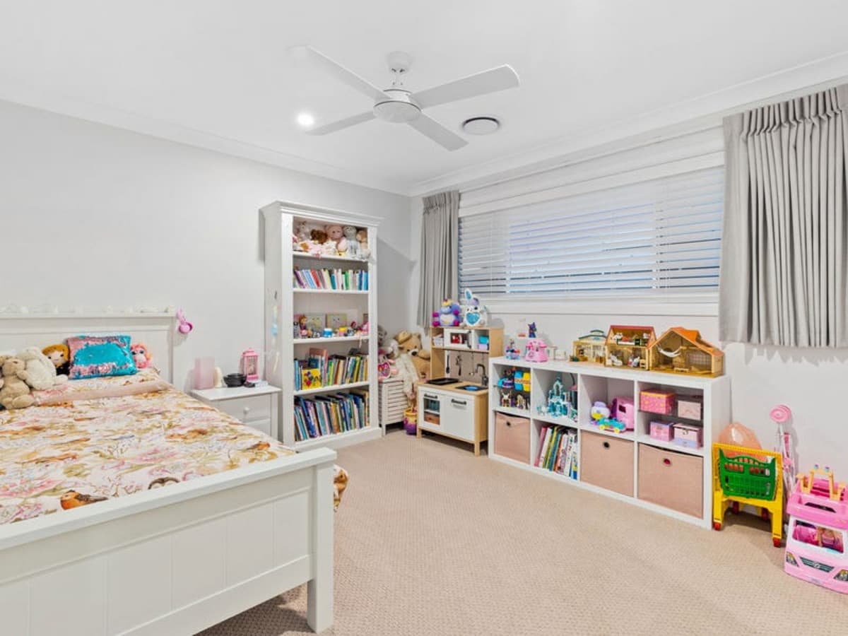 12 Warren Street, WAKERLEY QLD 4154, Wakerley - Thumbnail 5