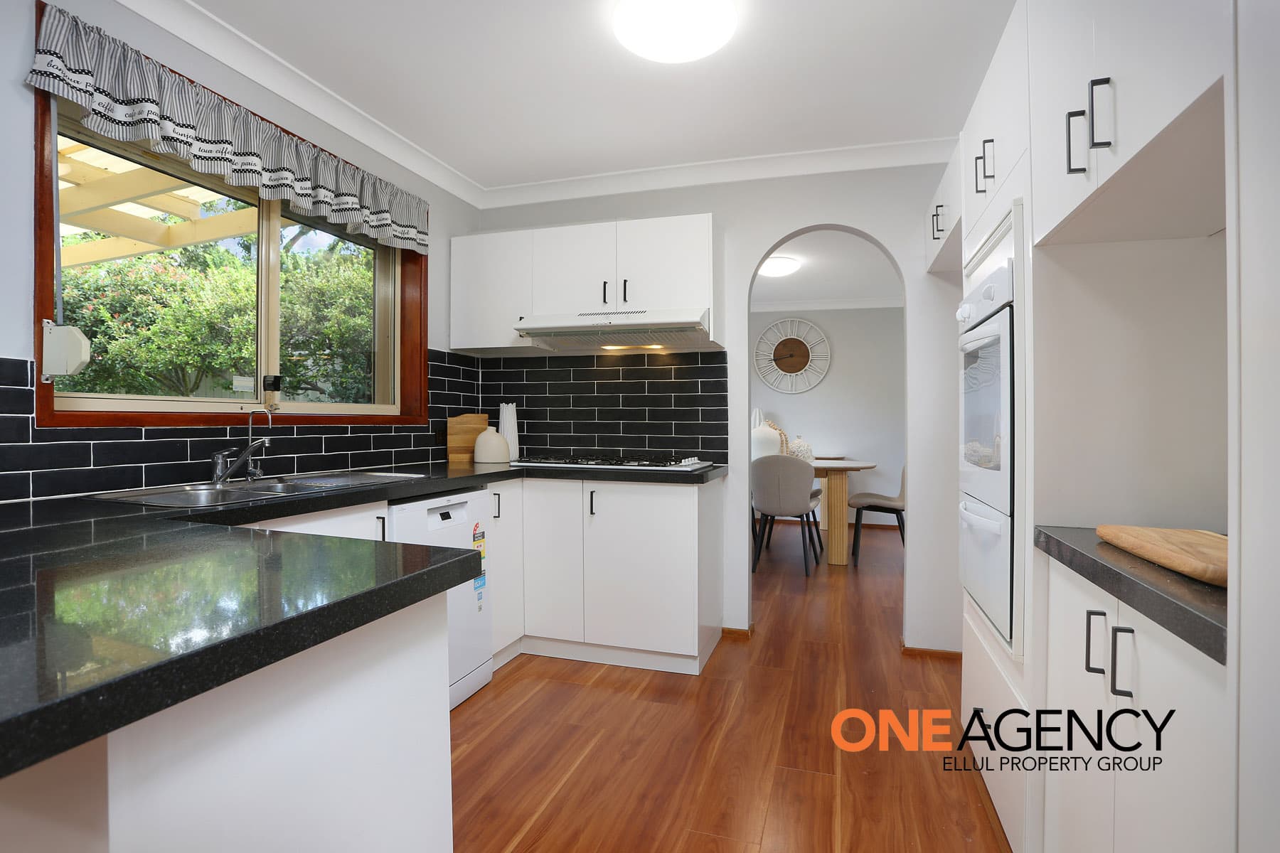 8 School House Road, Glenmore Park, Glenmore Park - Thumbnail 4
