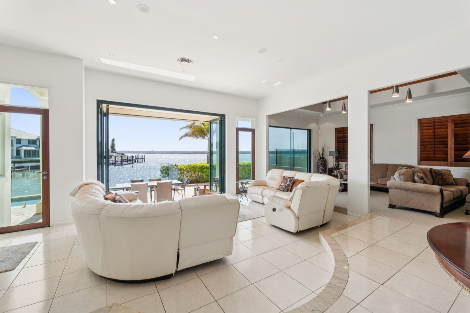 48 The Peninsula, Sovereign Islands - Thumbnail 6