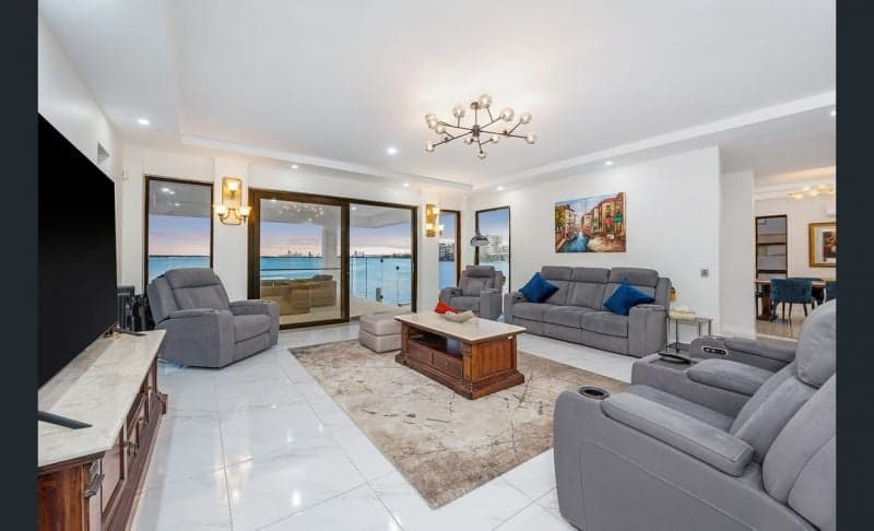 23 King Arthurs Court, Sovereign Islands - Thumbnail 5