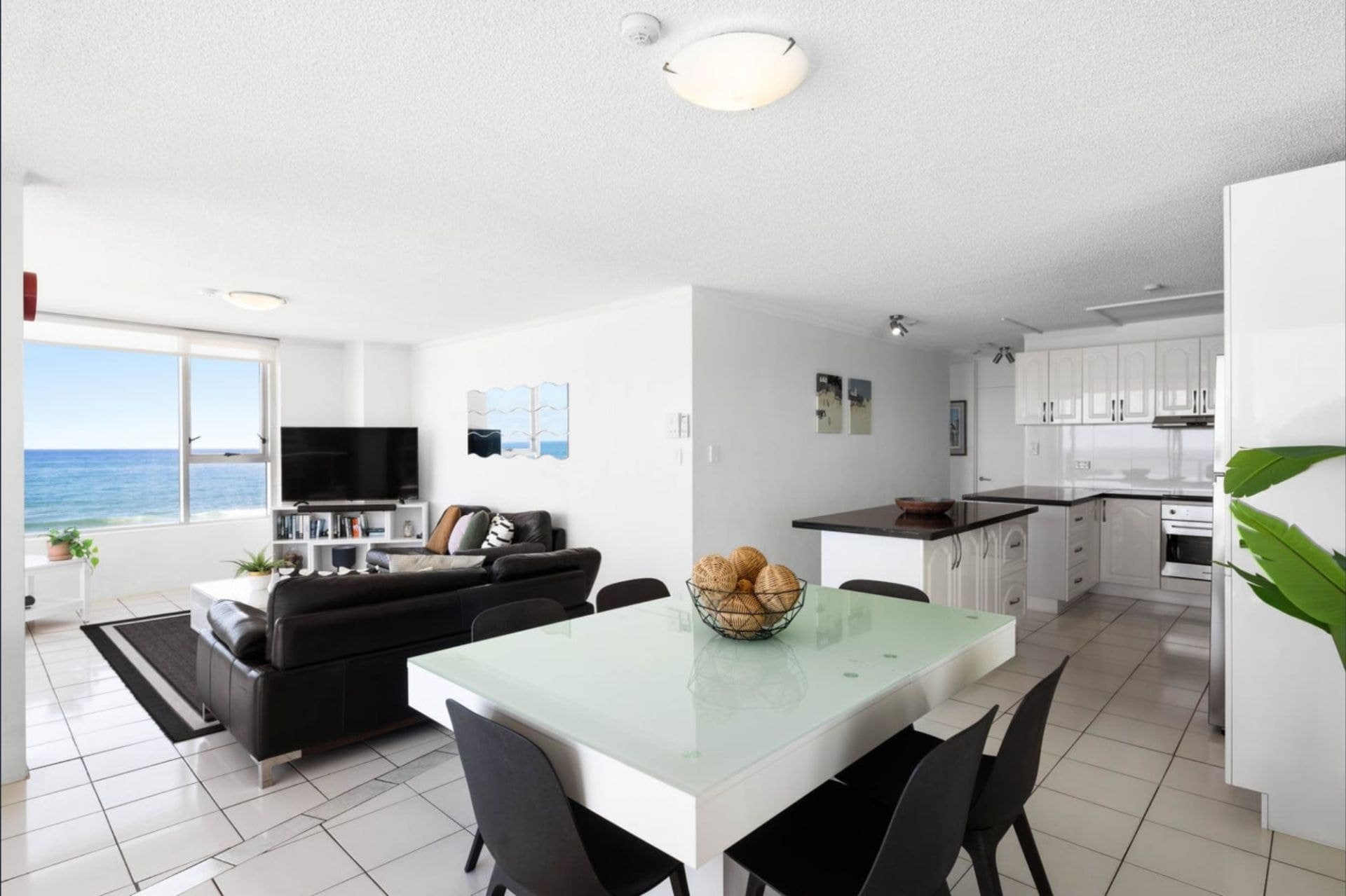 23/1 The Esplanade, Surfers Paradise - Thumbnail 7