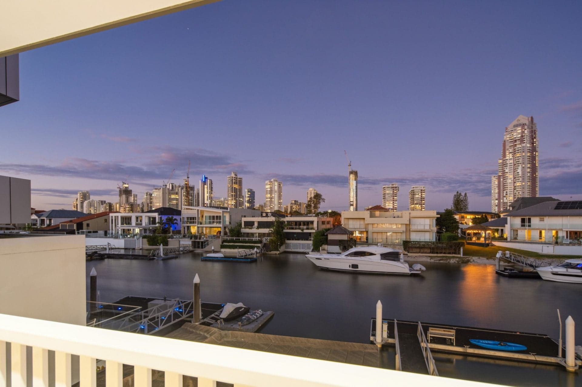 39 Norseman Court, Paradise Waters - Thumbnail 3