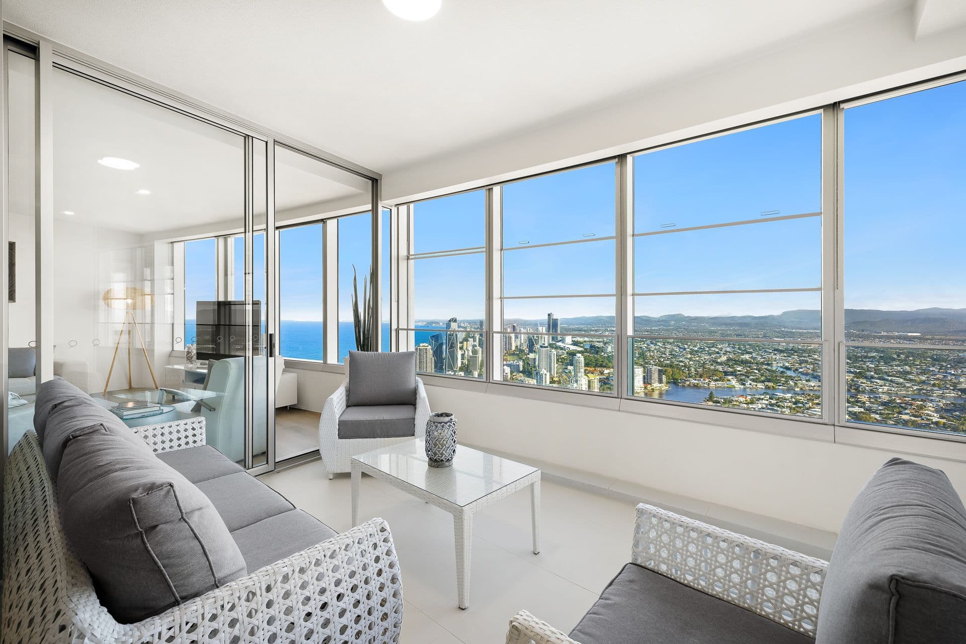 CONTACT LISA FOR PRICE INFO, Surfers Paradise - Thumbnail 6