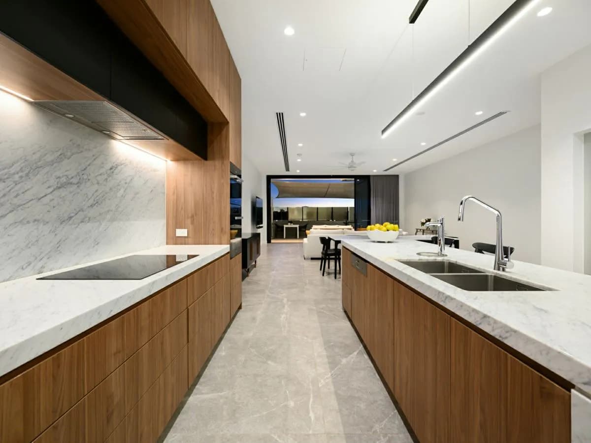 8/2 Marina Promenade, PARADISE POINT, Paradise Point - Thumbnail 6