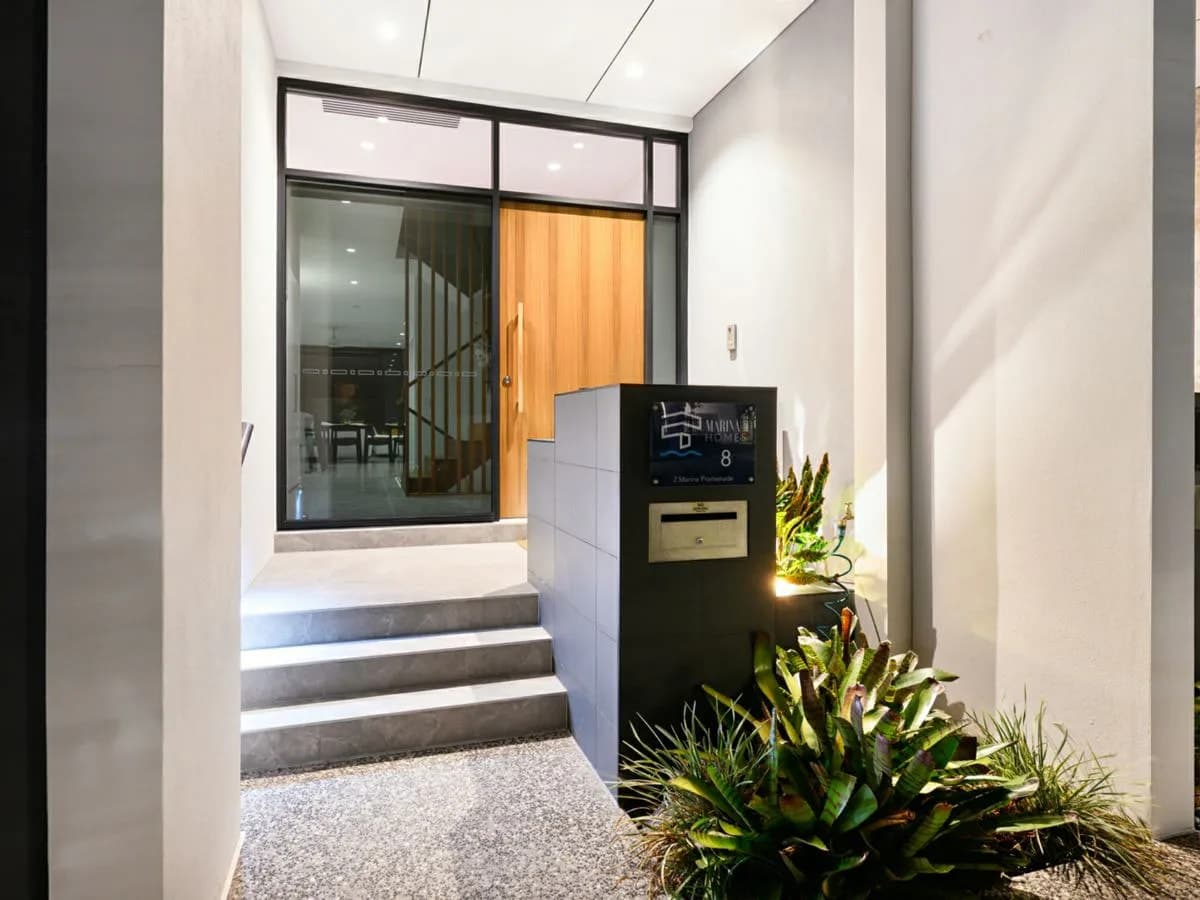 8/2 Marina Promenade, PARADISE POINT, Paradise Point - Thumbnail 8