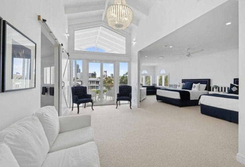 18 Etna Street, Isle Of Capri - Thumbnail 8