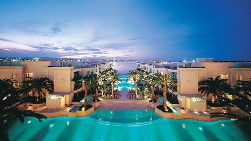 10/94 Sea World Drive, Main Beach - Thumbnail 4