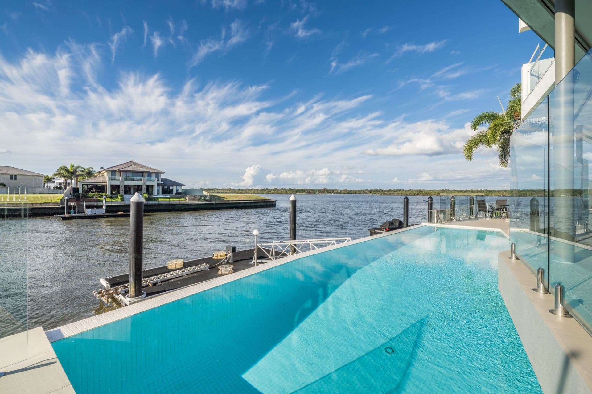 41 Parklane Terrace, Sovereign Islands - Image 1