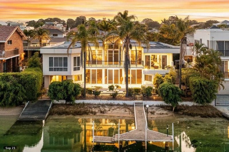 31 Norseman Court, Paradise Waters - Thumbnail 4