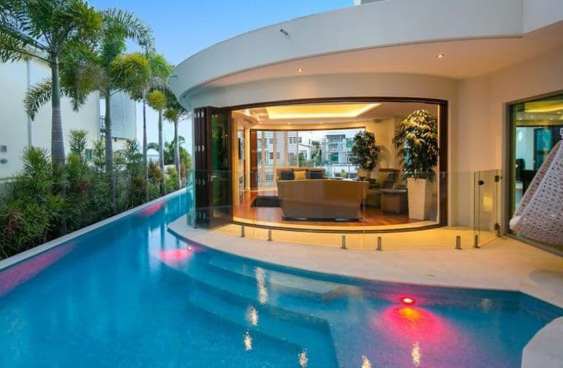 50 King Charles Drive, Sovereign Islands - Thumbnail 4