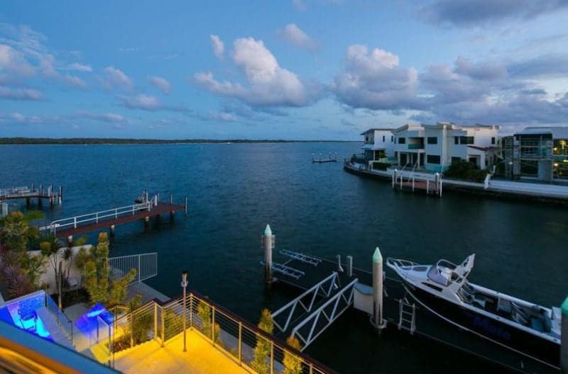 50 King Charles Drive, Sovereign Islands - Thumbnail 5