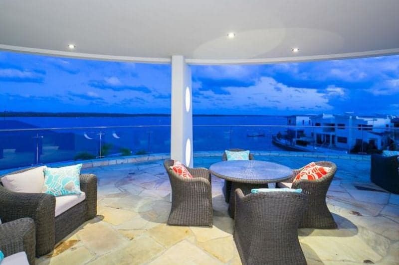 50 King Charles Drive, Sovereign Islands - Thumbnail 6