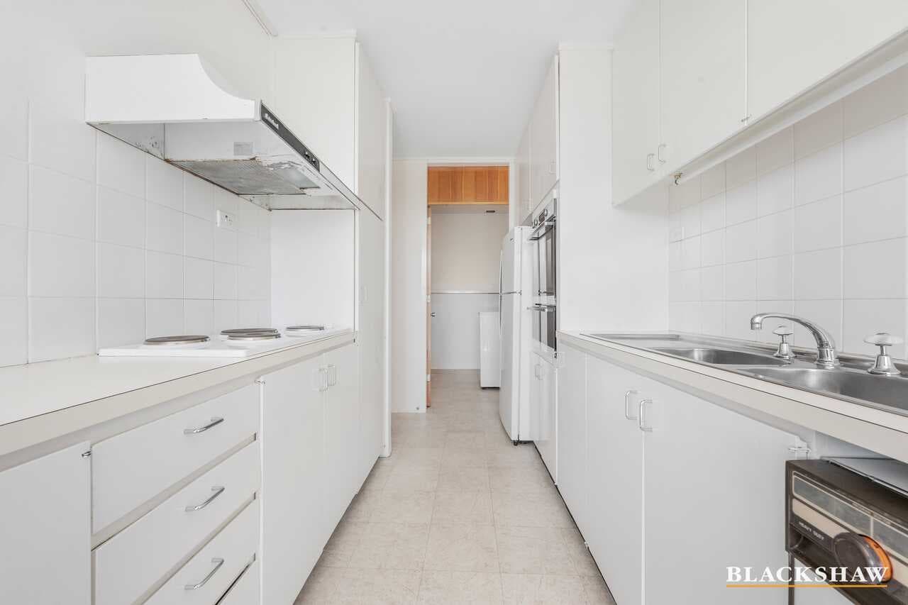 23/8 Giles Street, Griffith, Griffith - Thumbnail 3