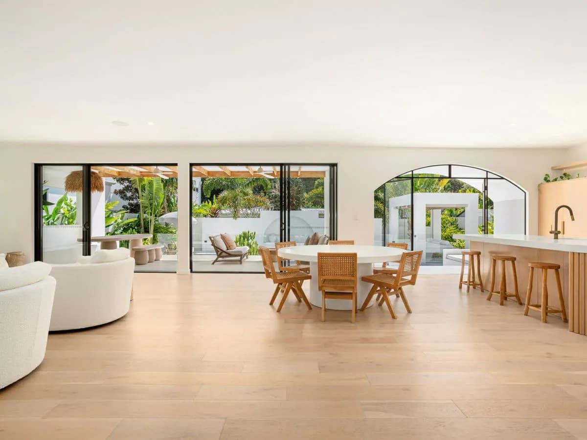 5 Tawarri Crescent, BURLEIGH HEADS, Burleigh Heads - Thumbnail 4