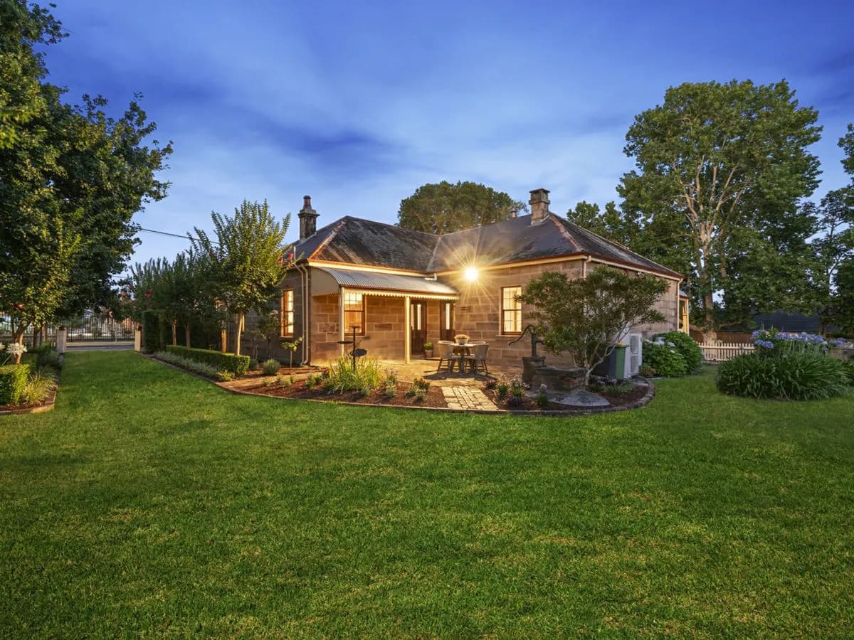 22 Buckingham Street, PITT TOWN, Pitt Town - Thumbnail 2
