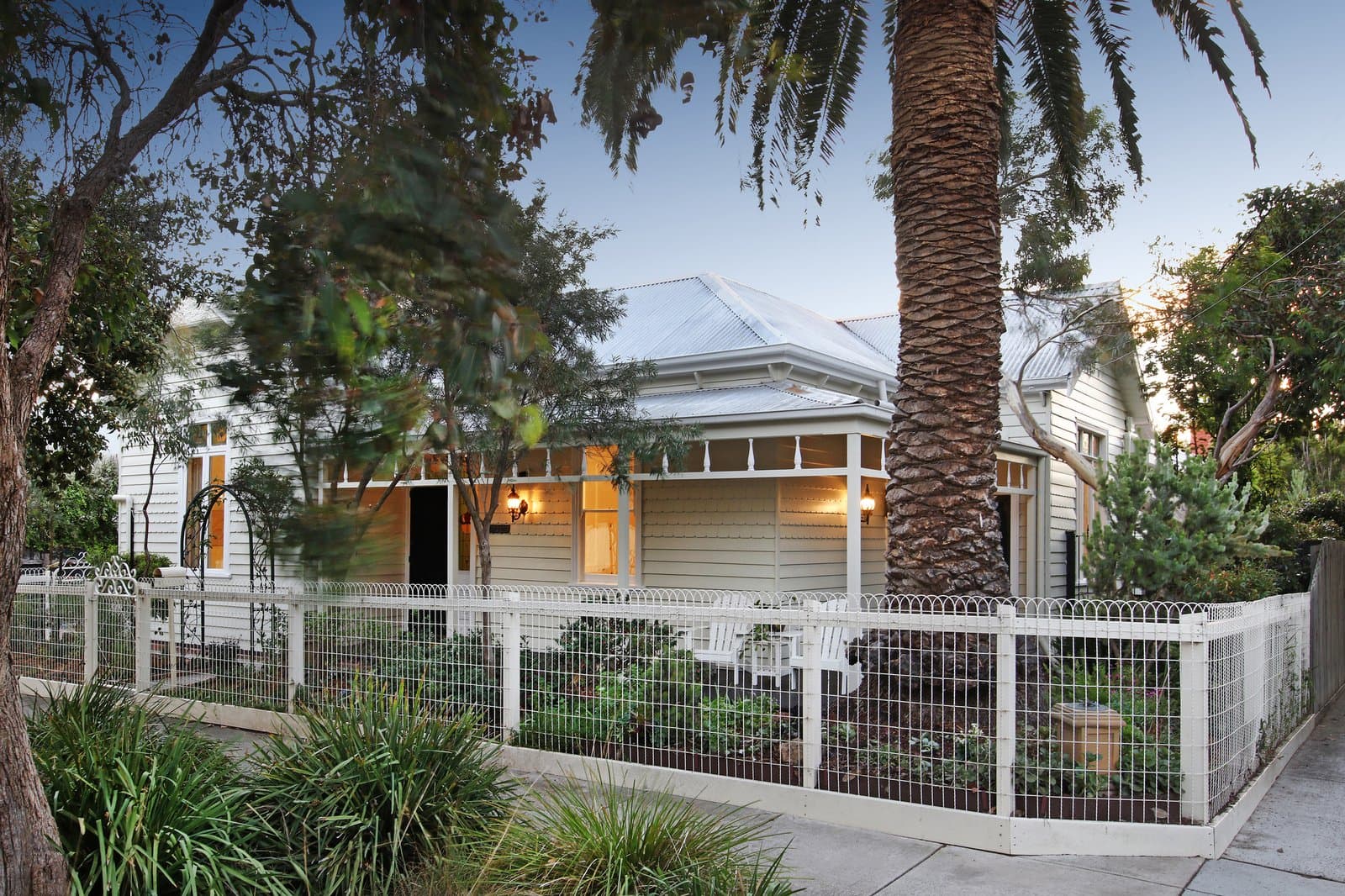 10 Moor Street, Sandringham, Sandringham - Image 1