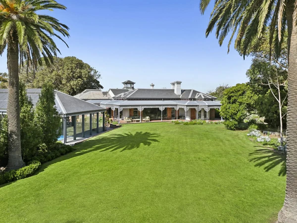 2a Raith Terrace, NEWTOWN, Newtown - Thumbnail 2