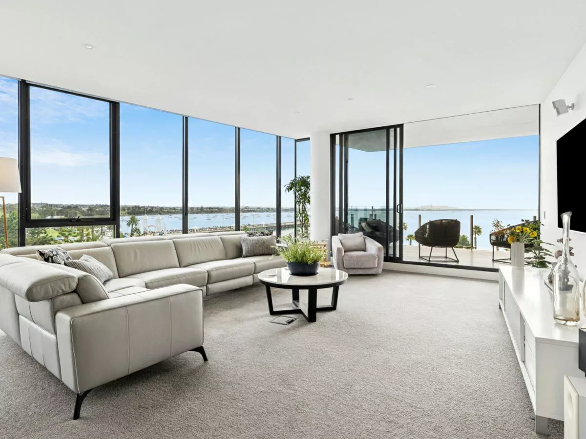 501/6-8 Eastern Beach Road, GEELONG, Geelong - Thumbnail 2