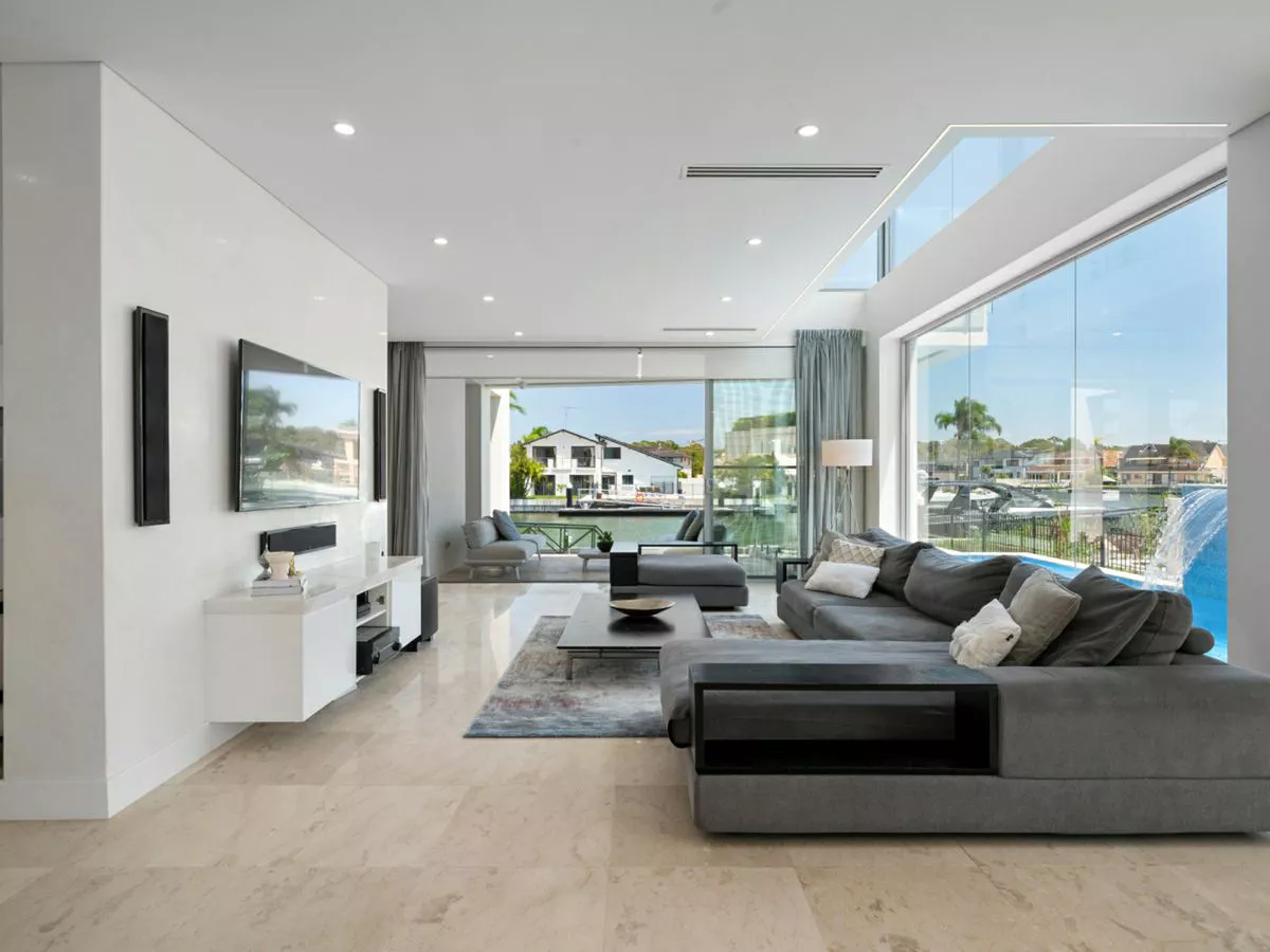 58 Roper Crescent, SYLVANIA WATERS, Sylvania Waters - Thumbnail 3