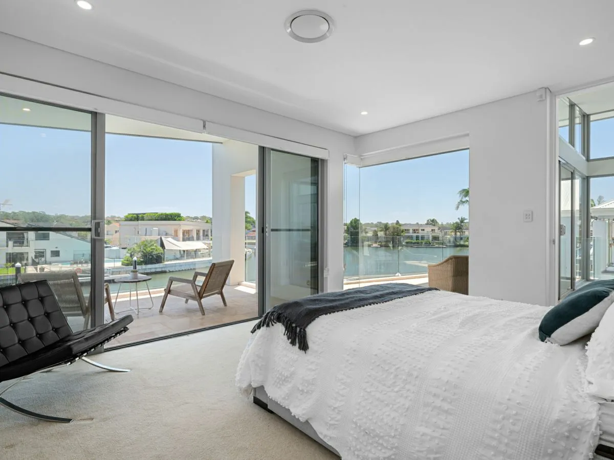 58 Roper Crescent, SYLVANIA WATERS, Sylvania Waters - Thumbnail 4