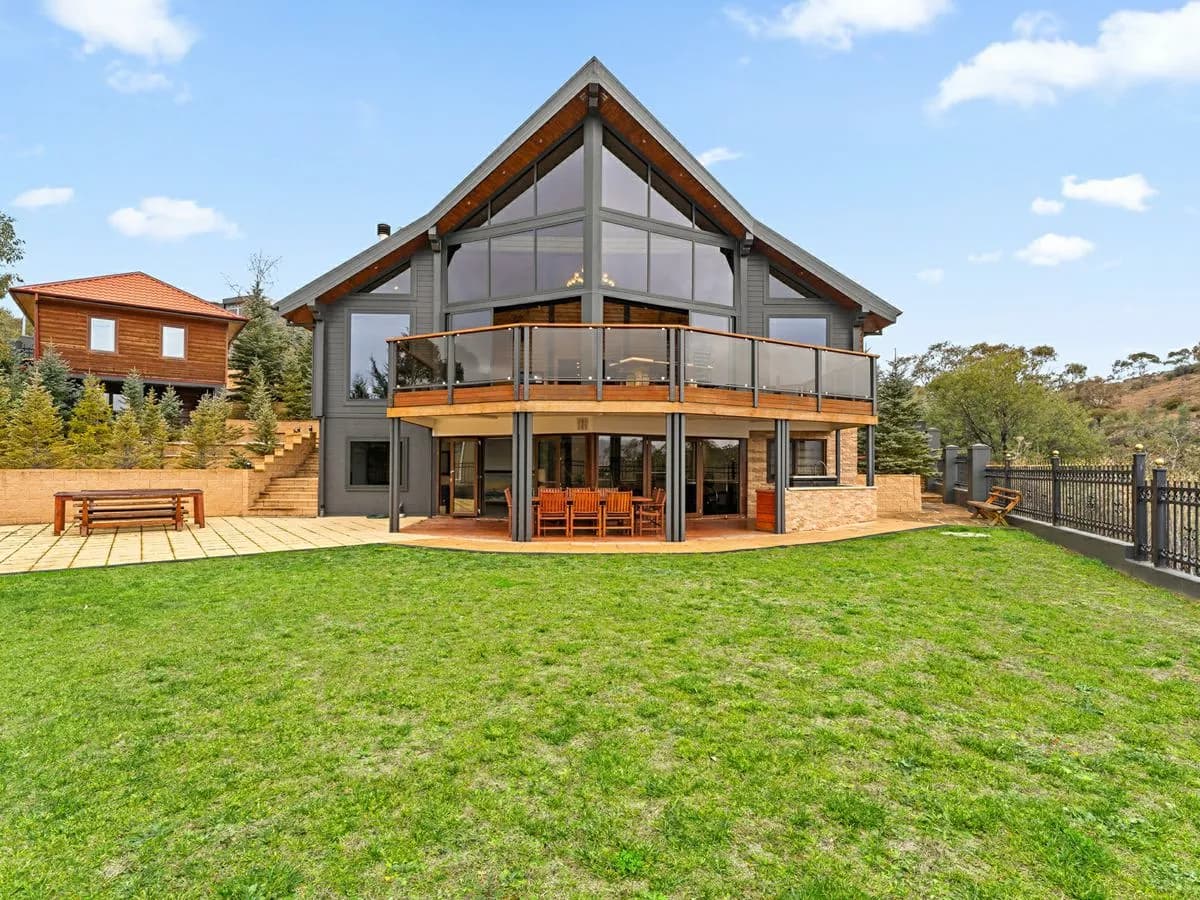 68 Kunama Drive, EAST JINDABYNE, East Jindabyne - Thumbnail 3