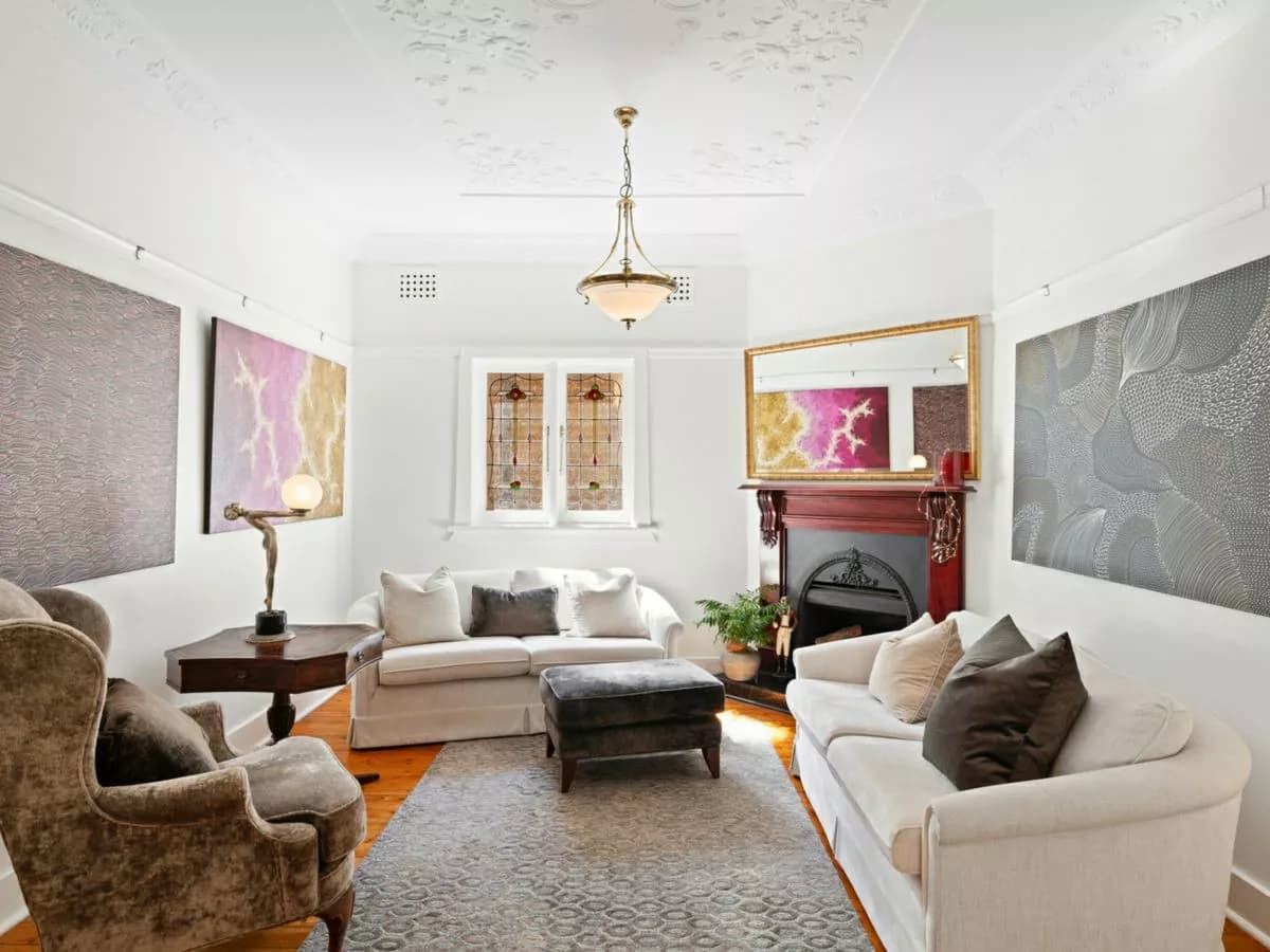 5 Auld Avenue, EASTWOOD, Eastwood - Thumbnail 2