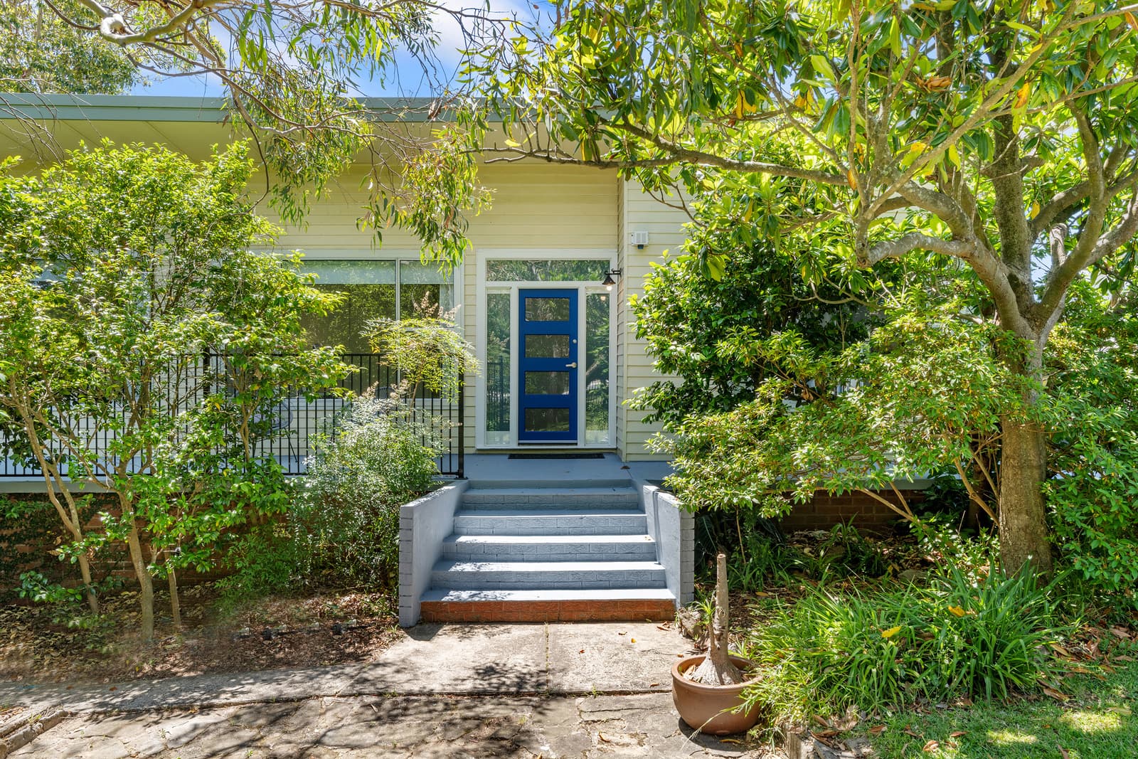 875 Princes Highway, Engadine, Yarrawarrah - Thumbnail 4