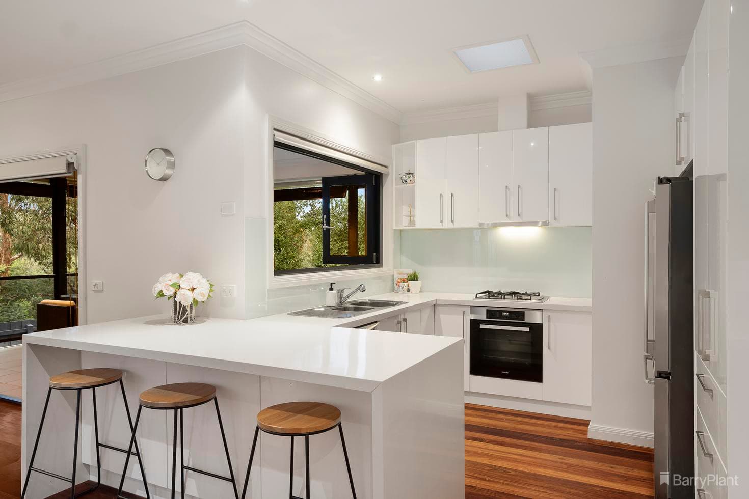 39 Norfolk Circuit, Doncaster, VIC 3108, Doncaster - Thumbnail 3