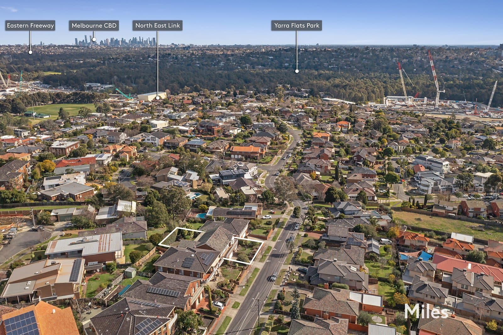 24 Summit Drive, Bulleen, Bulleen - Thumbnail 2