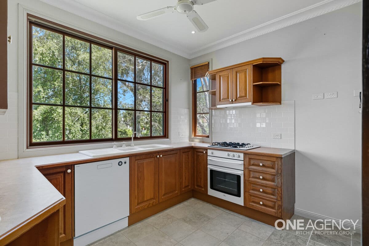 1 Bonton Road, Springwood, Springwood - Thumbnail 5