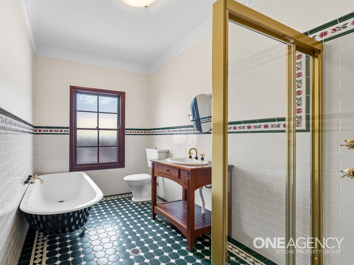 1 Bonton Road, Springwood, Springwood - Thumbnail 6