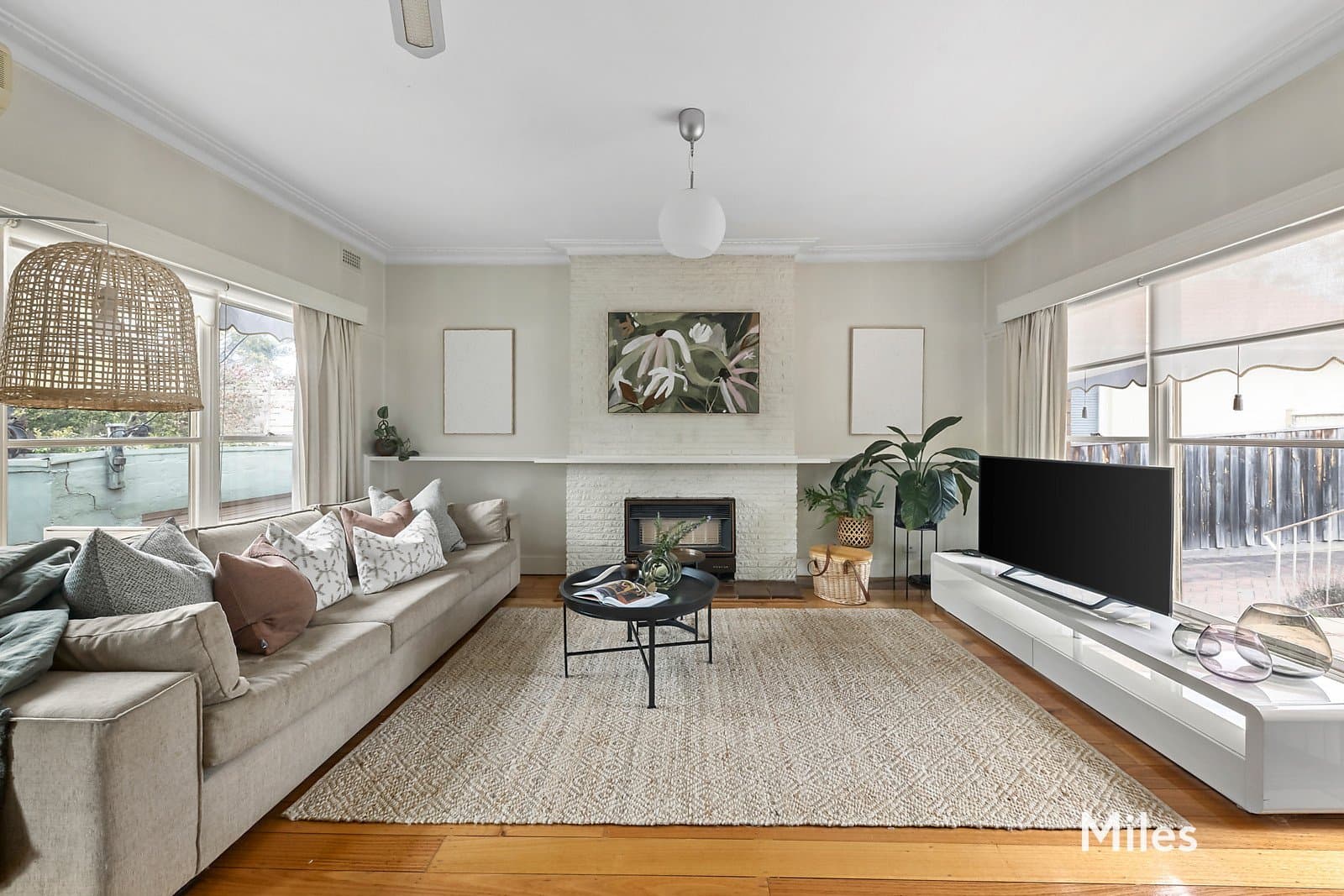 86 Bellevue Avenue, Rosanna, Rosanna - Thumbnail 3