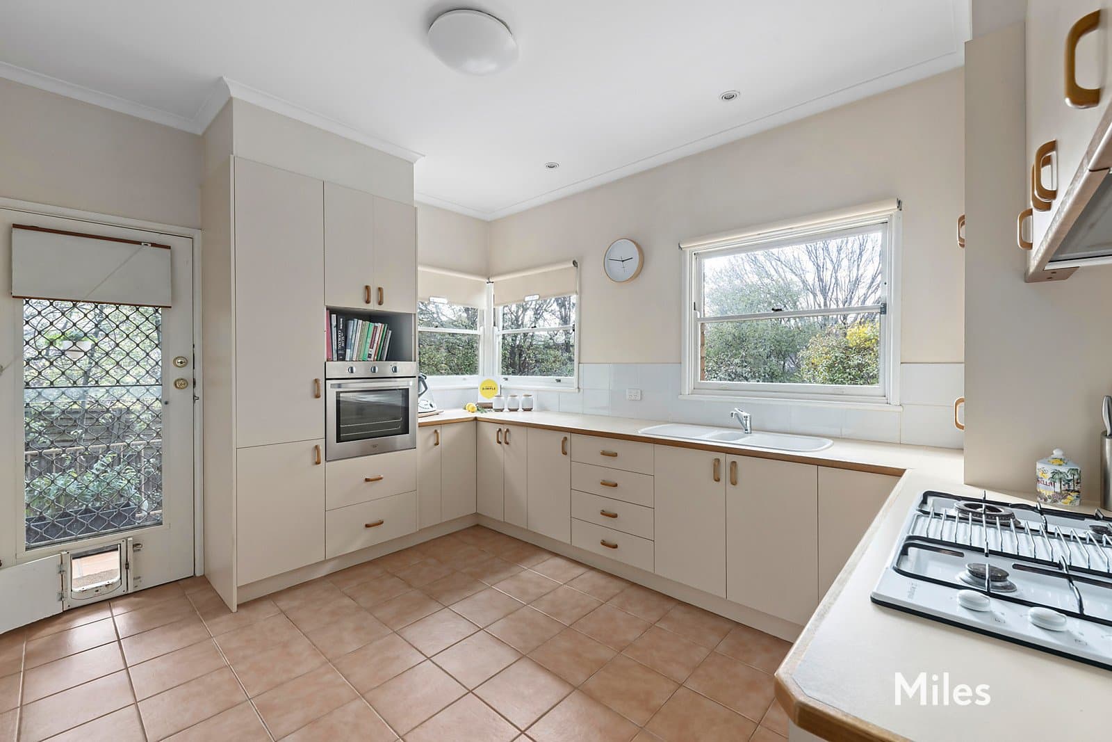 86 Bellevue Avenue, Rosanna, Rosanna - Thumbnail 6