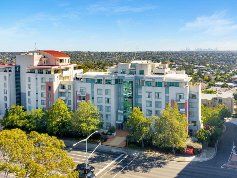 601/1 Sovereign Point Court, Doncaster, VIC 3108, Echuca - Thumbnail 4