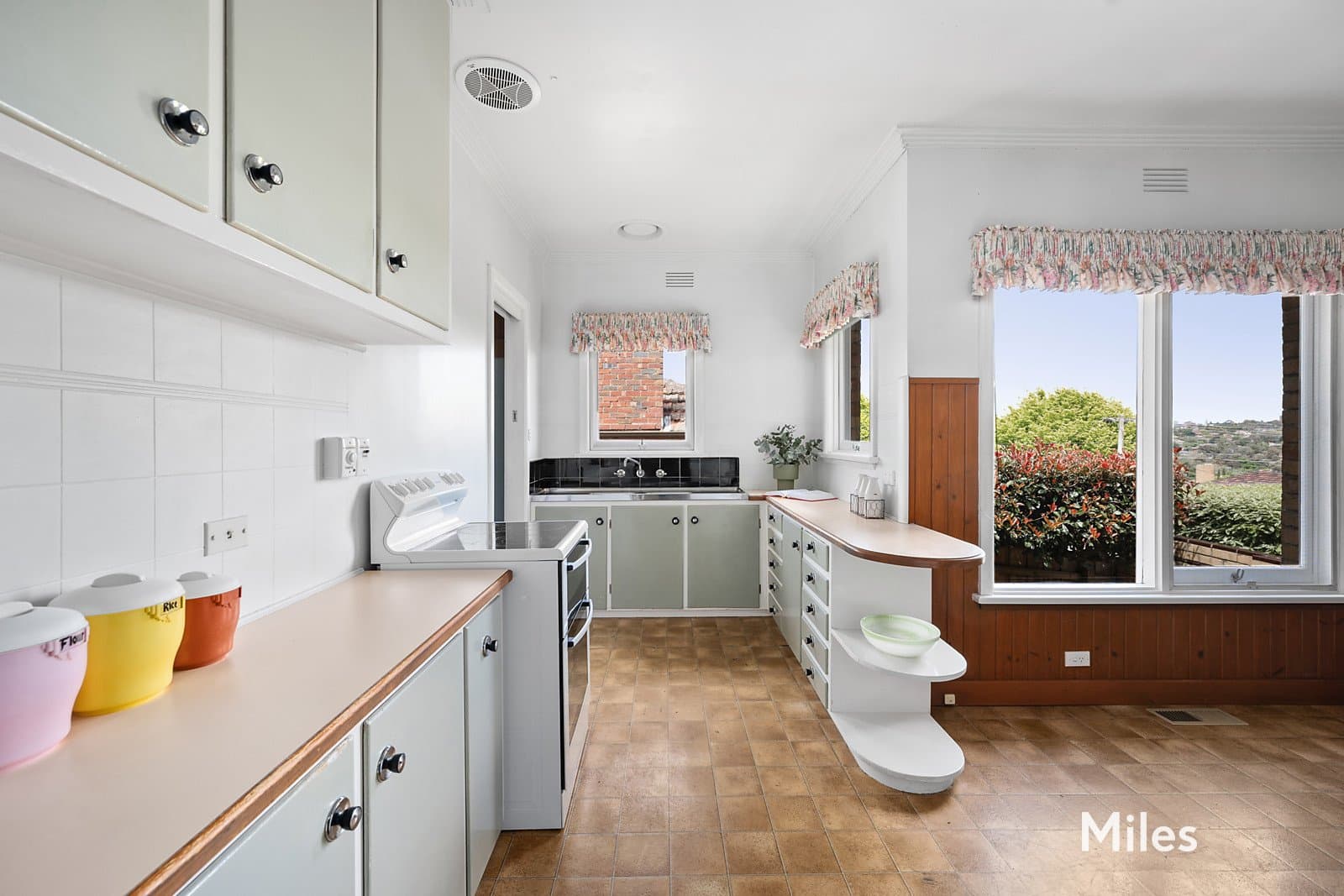 10 Coorie Crescent, Rosanna, Rosanna - Thumbnail 6