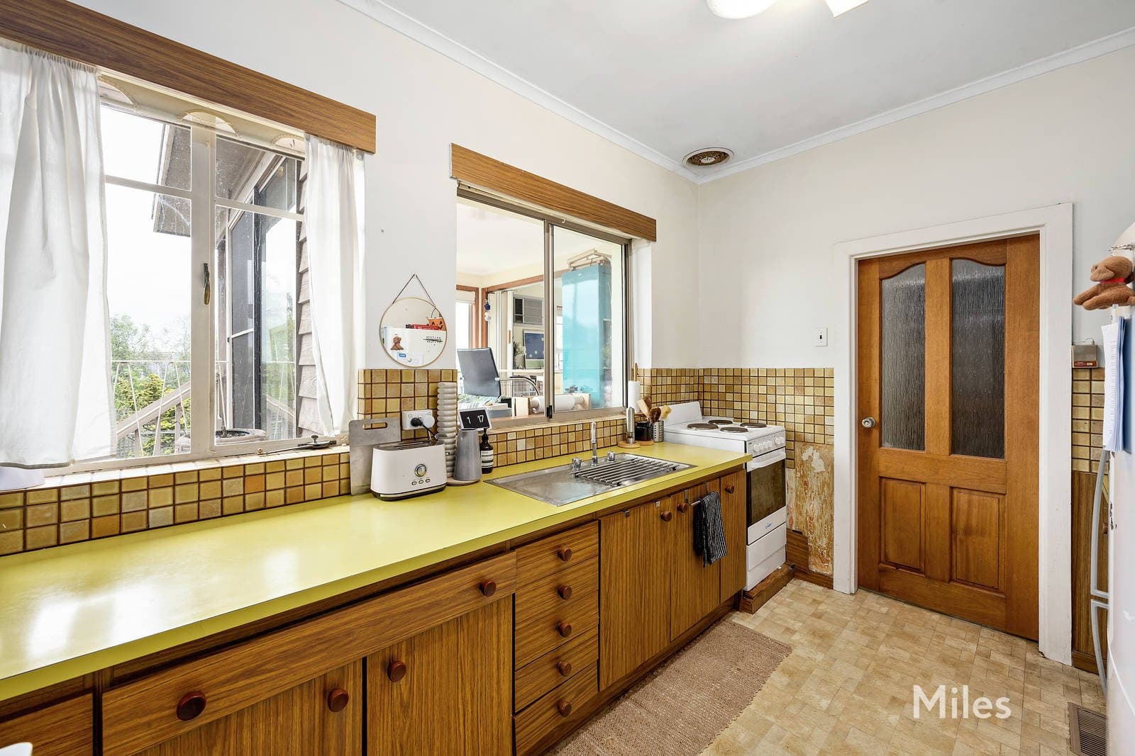 170 Mountain View Parade, Rosanna, Rosanna - Thumbnail 6
