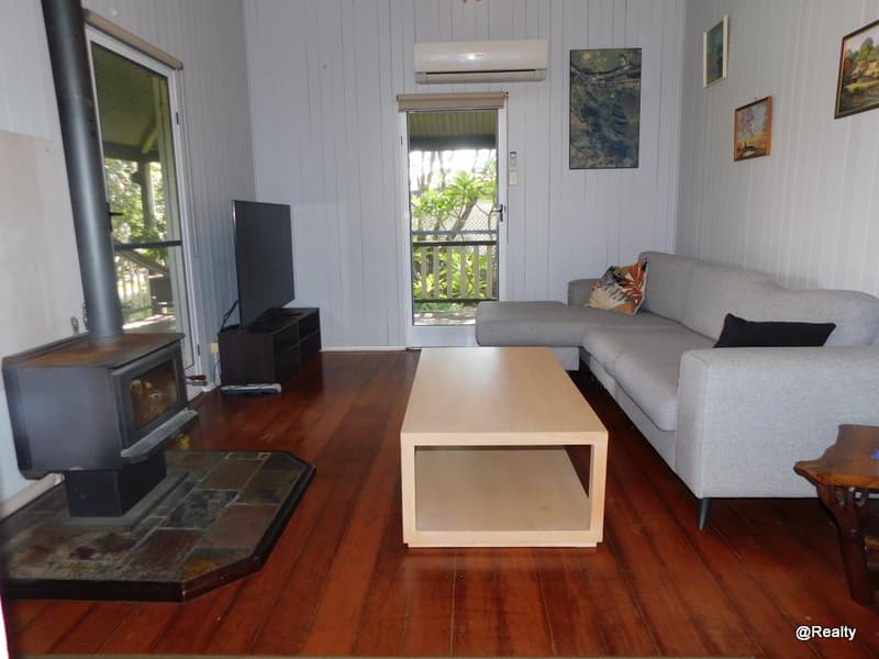 92 Burnett Street, Nanango, QLD, 4615, Nanango - Thumbnail 6