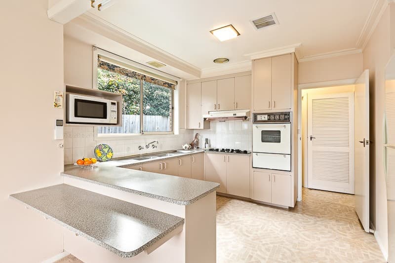 10 Maldon CrescentDoncaster East, VIC 3109, Doncaster East - Thumbnail 5
