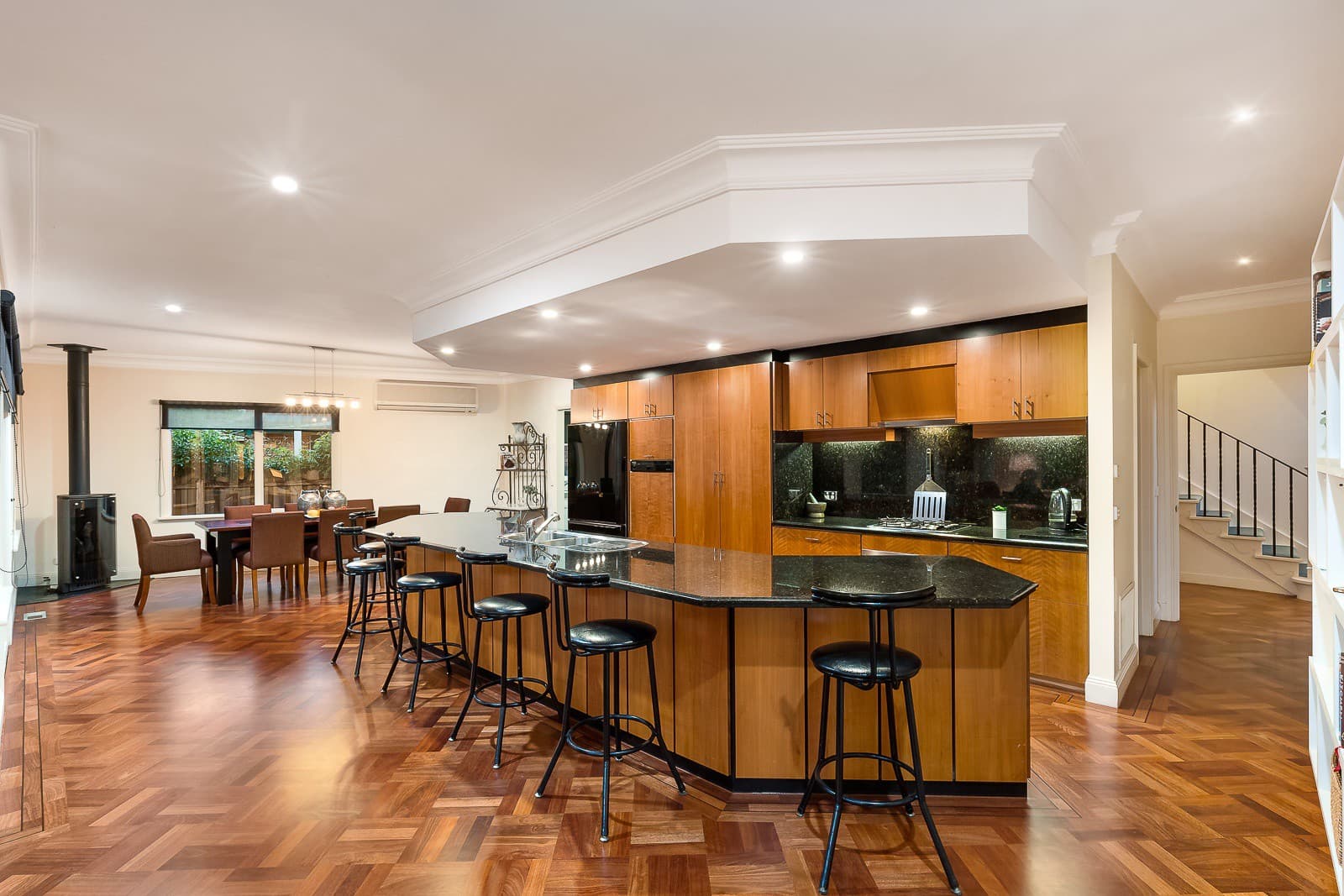 24 Sheraton CloseBurwood East, VIC 3151, Burwood East - Thumbnail 4