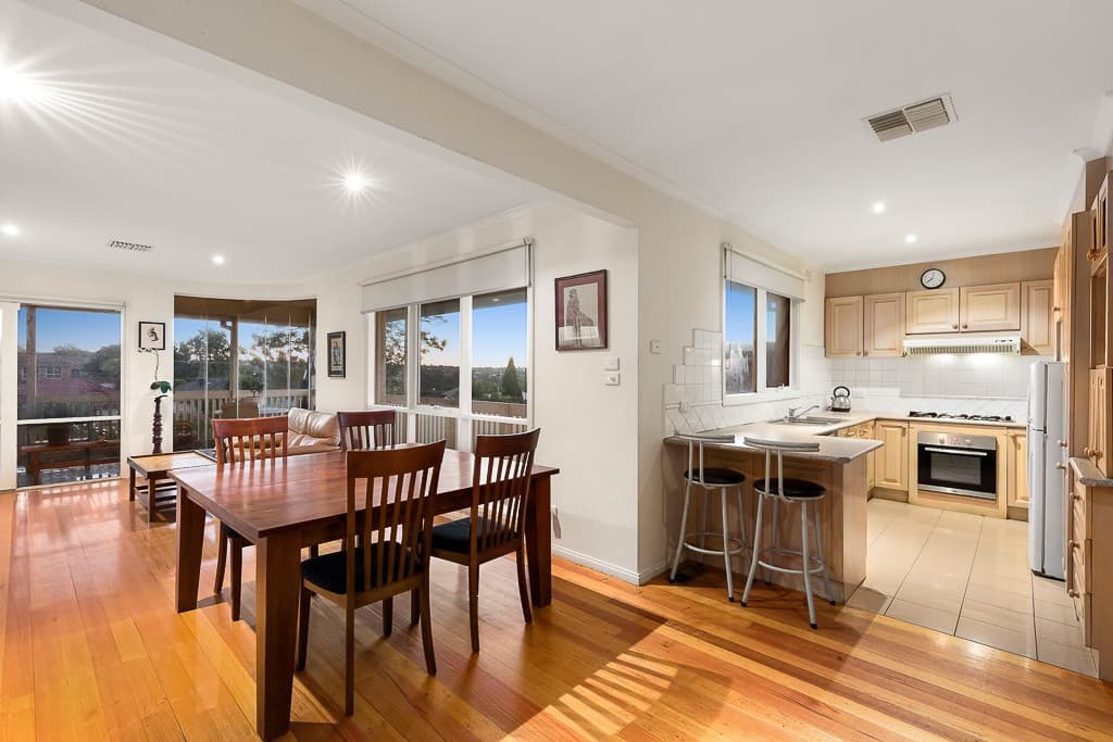 28 Calderwood Street, Bulleen, VIC 3105, Bulleen - Thumbnail 2